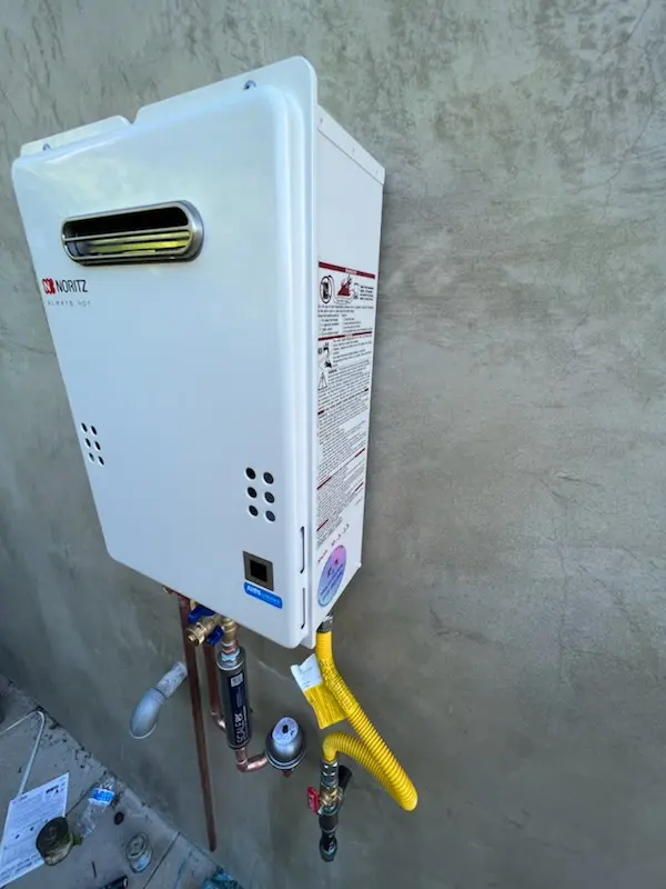 Tankless water heater installation for College Hills homes